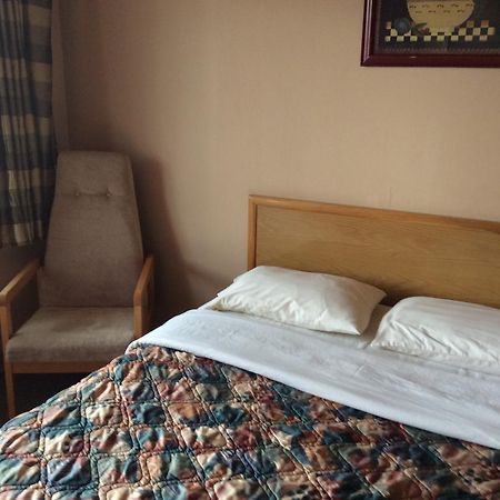Parkwood Motor Inn Sundre Extérieur photo