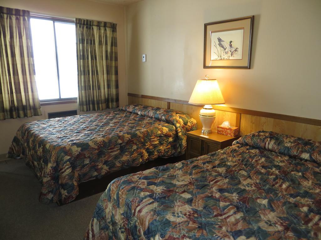 Parkwood Motor Inn Sundre Chambre photo