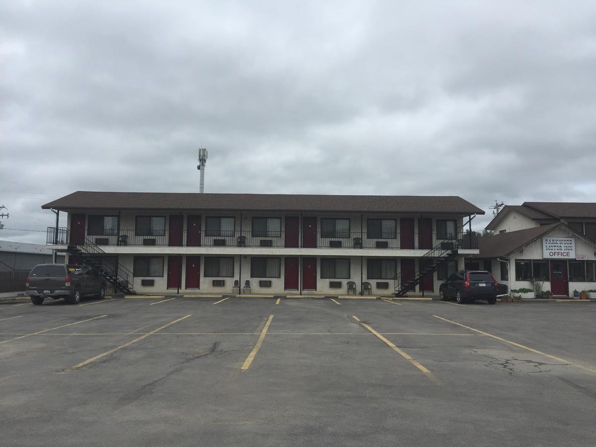 Parkwood Motor Inn Sundre Extérieur photo