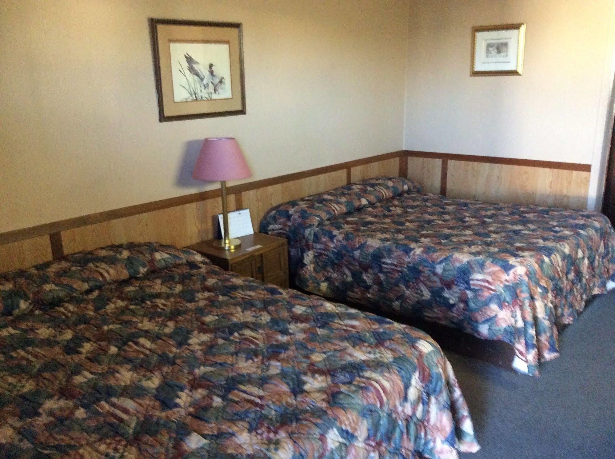 Parkwood Motor Inn Sundre Extérieur photo