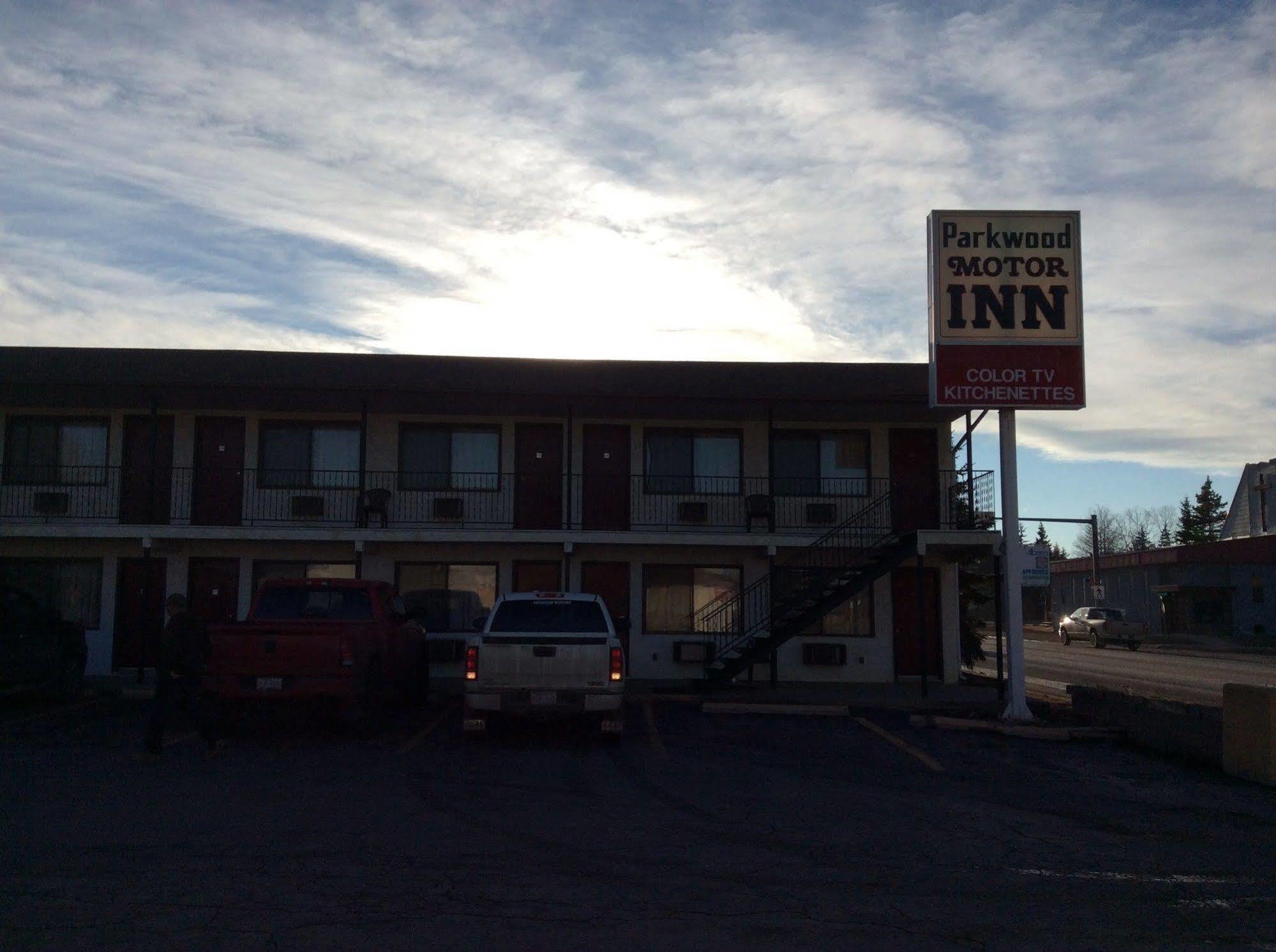 Parkwood Motor Inn Sundre Extérieur photo